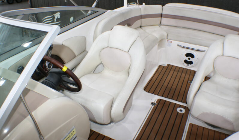 2005 Chaparral Sunesta 216DB full