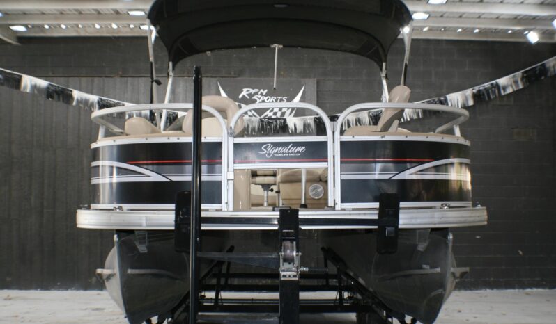 Power Boats Sun Tracker 2015 Pontoon full