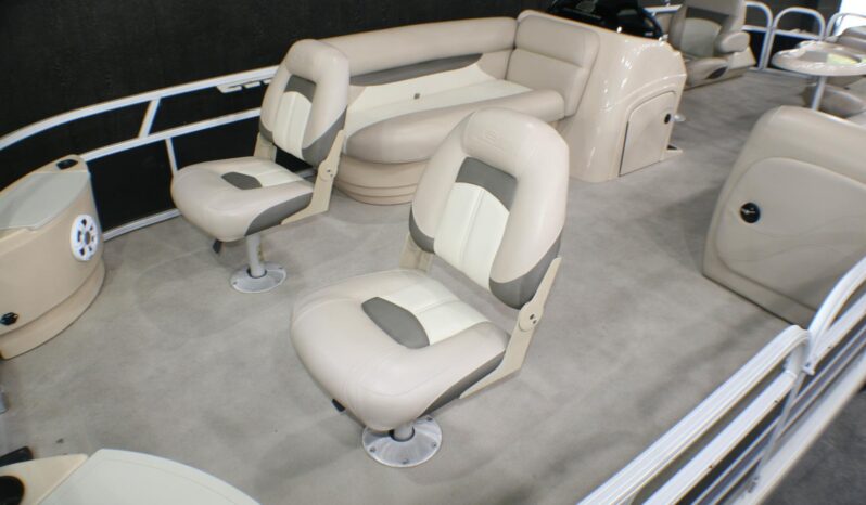 Power Boats Sun Tracker 2015 Pontoon full