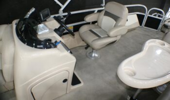 Power Boats Sun Tracker 2015 Pontoon full