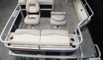 Power Boats Sun Tracker 2015 Pontoon full